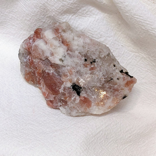 [SU08] Raw Sunstone with Biotite 太陽石黑雲母原石