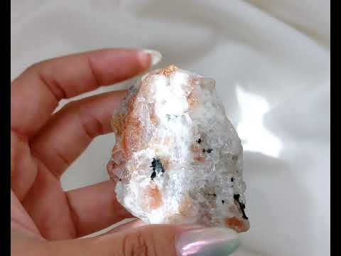 [SU08] Raw Sunstone with Biotite 太陽石黑雲母原石