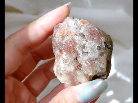 [SU10] Raw Sunstone with Biotite 太陽石黑雲母原石