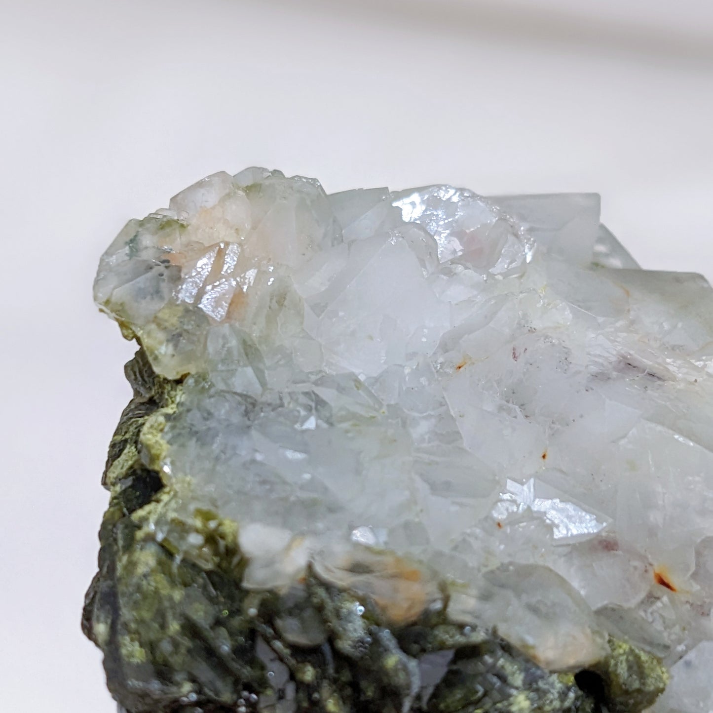 [EP01] Epidote with Clear Quartz 綠簾石水晶共生