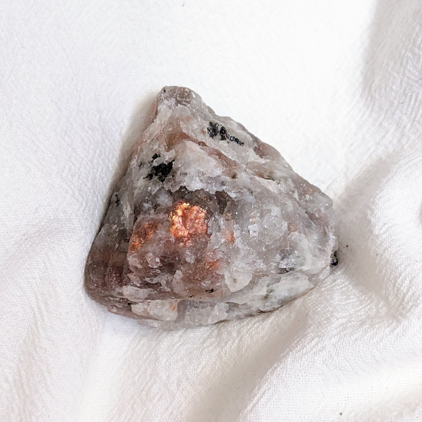 [SU03] Raw Sunstone with Biotite 太陽石黑雲母原石