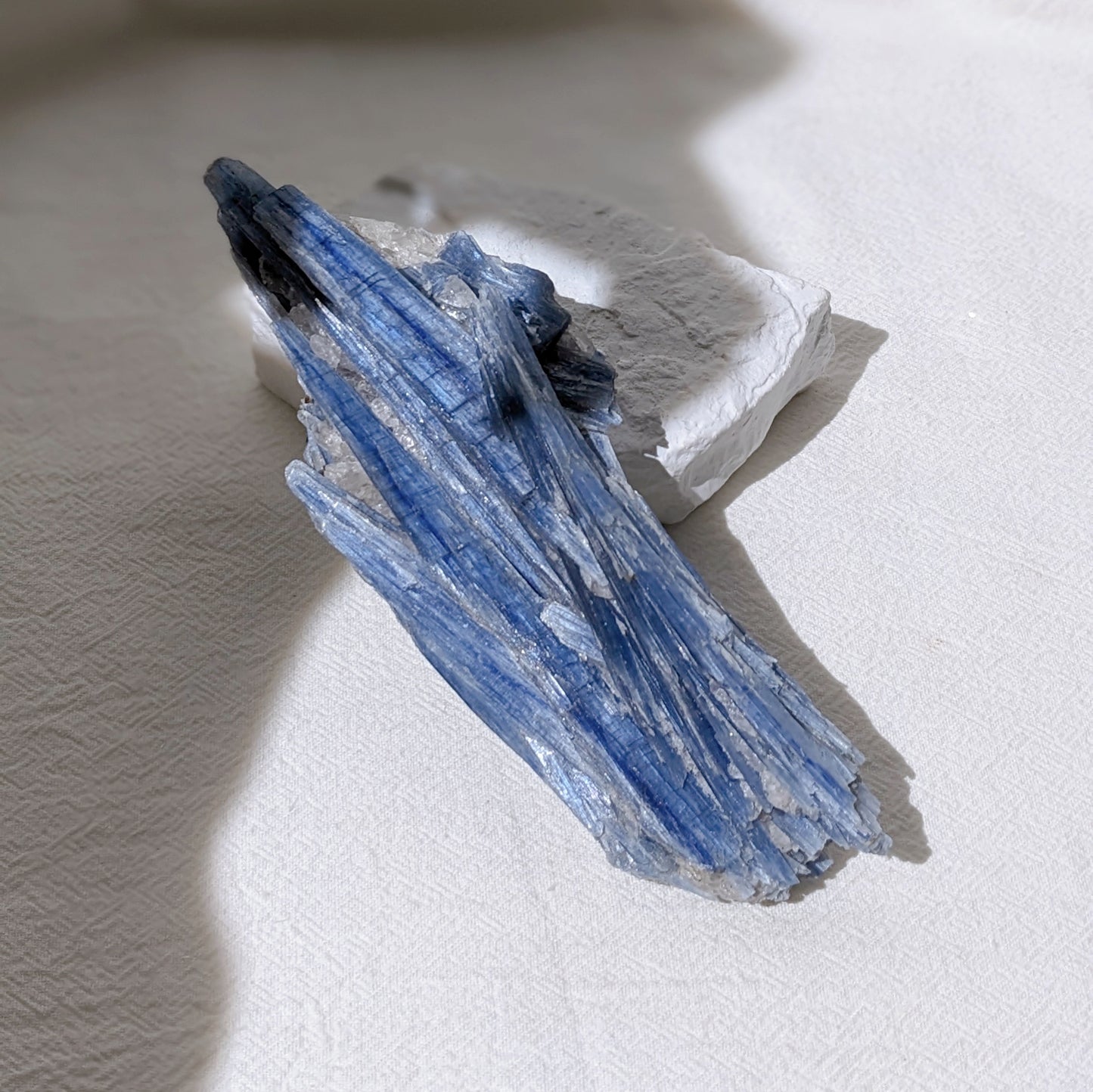 [KY05] Kyanite with Clear Quartz