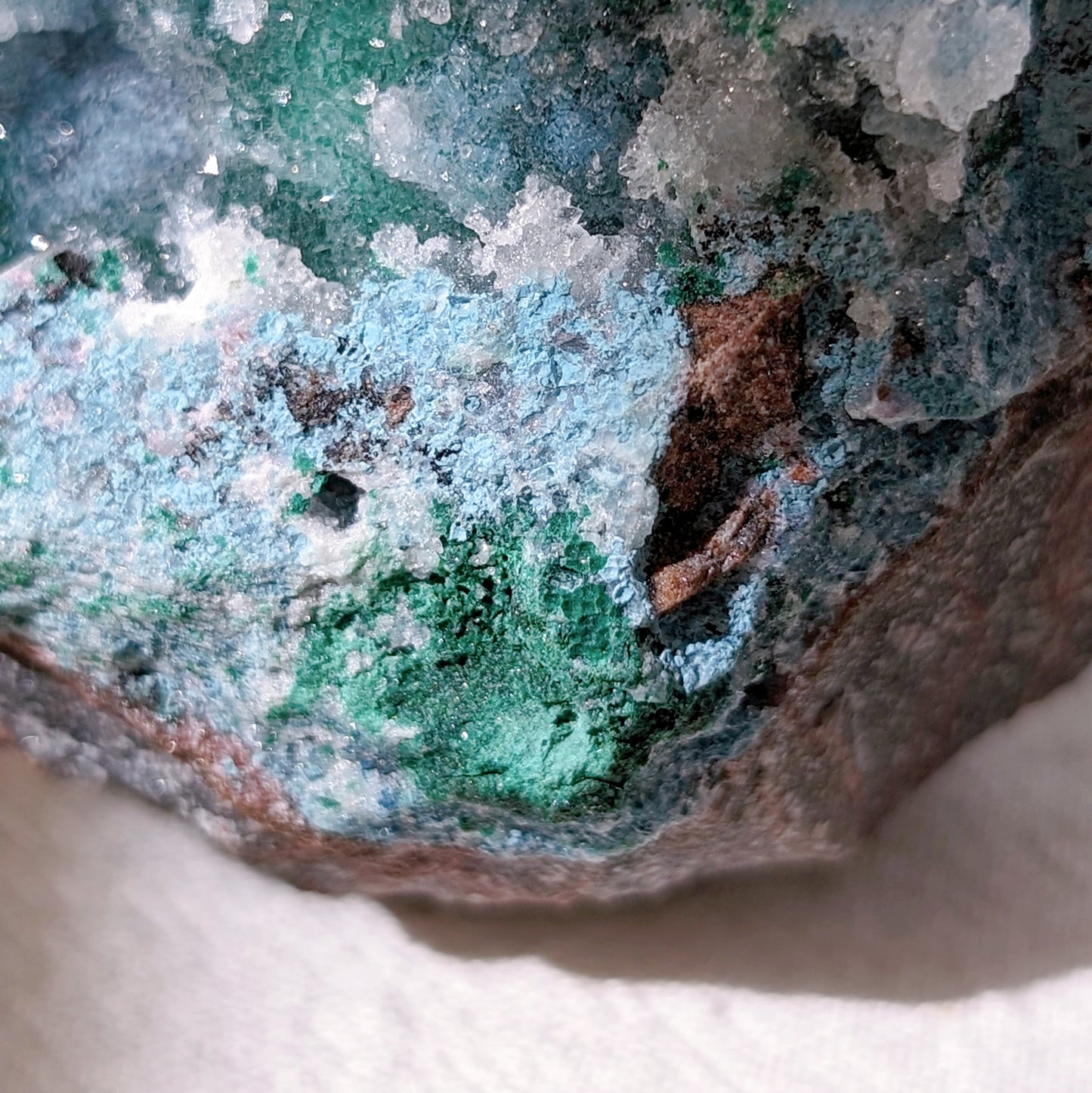 [CY04] Druzy Chrysocolla Malachite, Congo 孔雀礦硅孔雀礦水晶共生