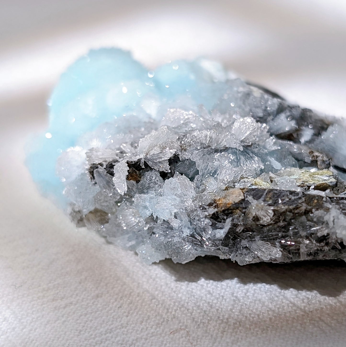 [AR15] High Quality Blue Aragonite, Yunnan