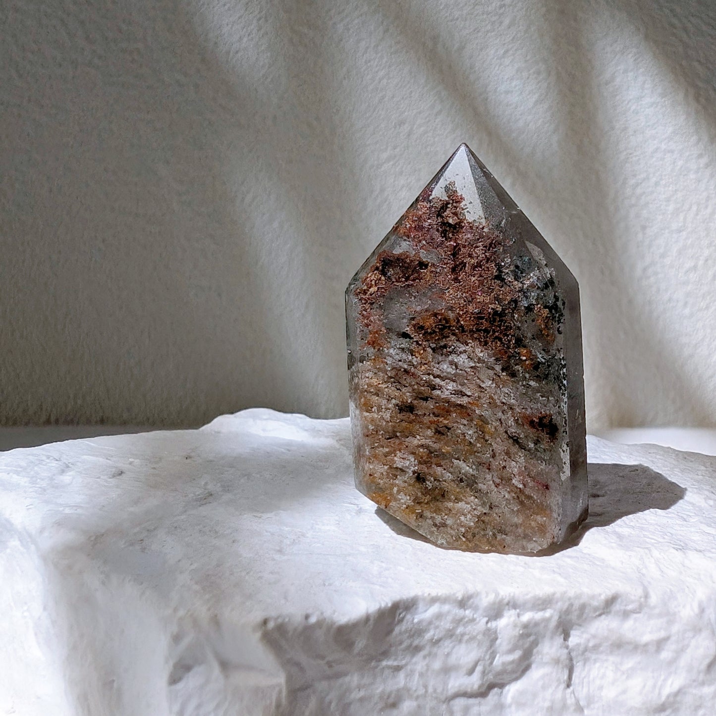 [LD07] Clear Quartz with Lodolite mini obelisk 幽靈水晶小柱