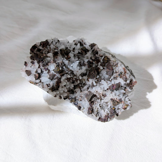 [CH05] Oxidized Chalcopyrite & Pyrite with Milky Quartz 黃銅礦黃鐵礦白水晶花共生