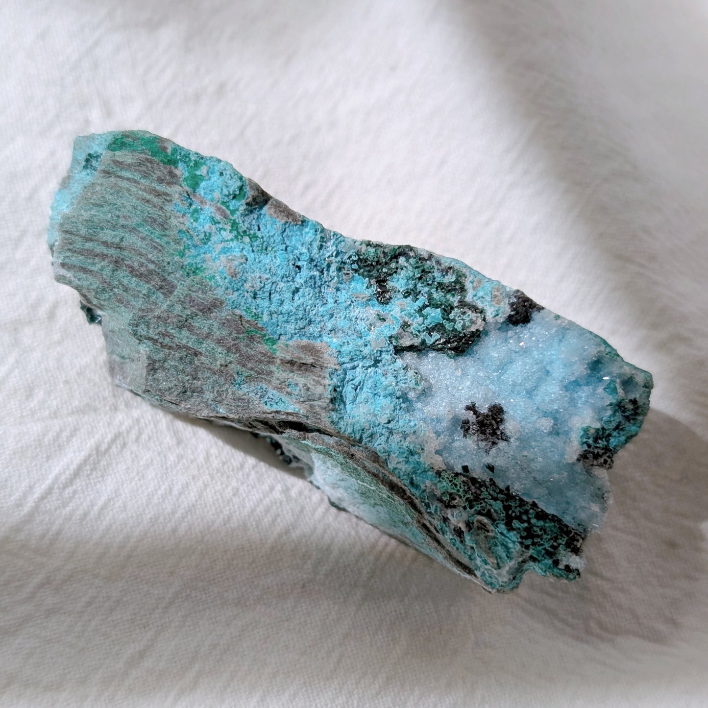 [CY06] Druzy Chrysocolla Malachite and Dioptase, Congo 孔雀礦硅孔雀礦翠銅礦水晶共生