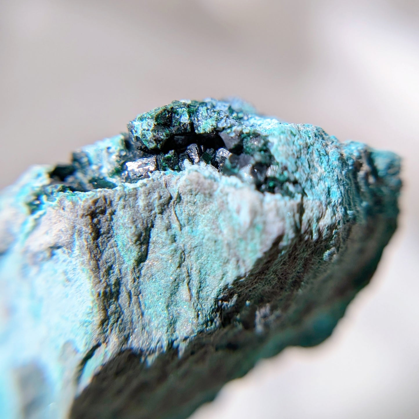 [CY06] Druzy Chrysocolla Malachite and Dioptase, Congo 孔雀礦硅孔雀礦翠銅礦水晶共生