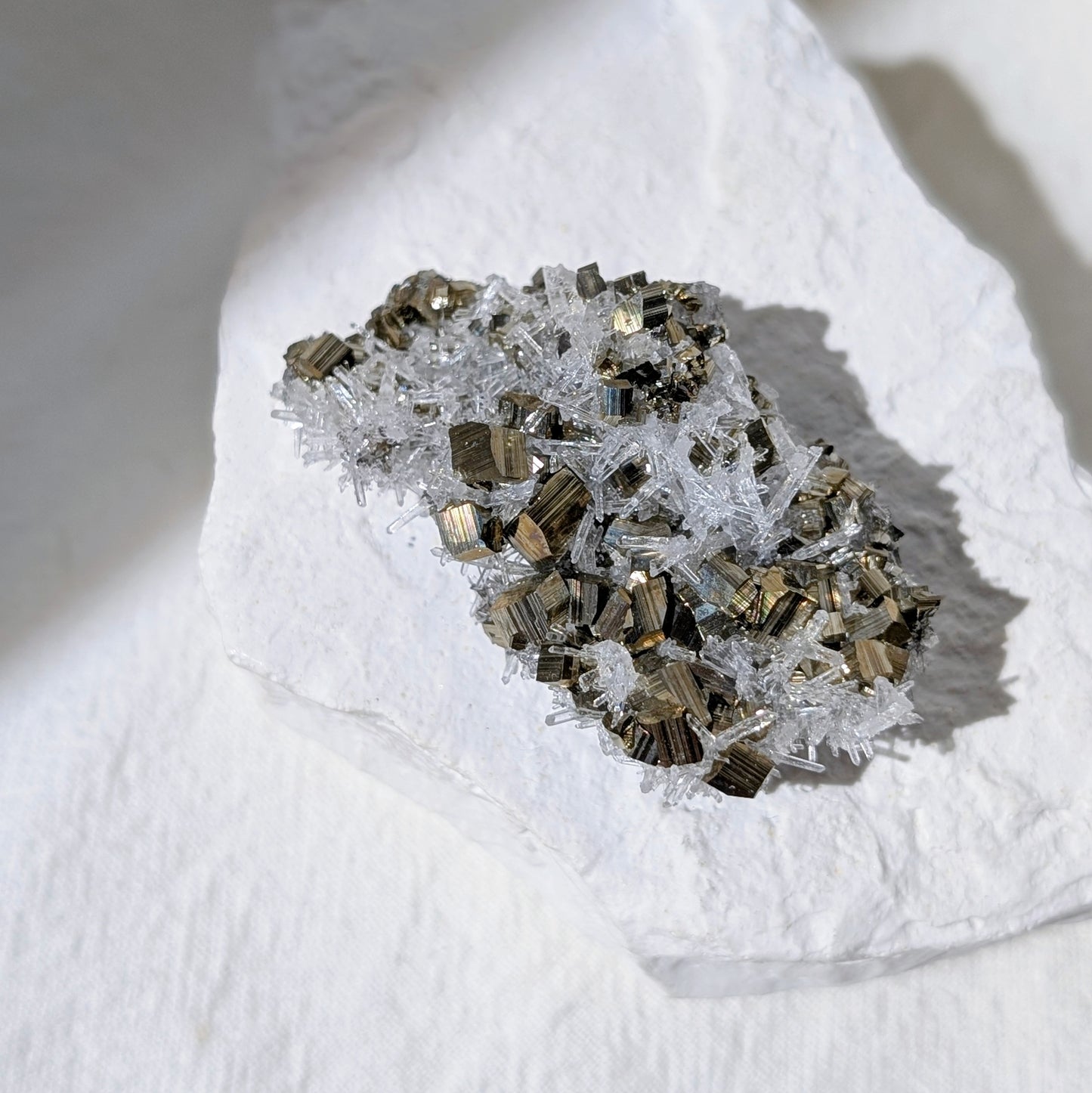 [PY33] Pyrite with Galena and Quartz, Bulgaria 保加利亞黃鐵礦方鉛礦白水晶共生