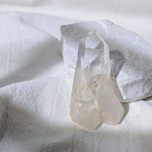 [LE18] High grade Lemurian Seed Quartz (golden healer+Twin quartz), Colombia