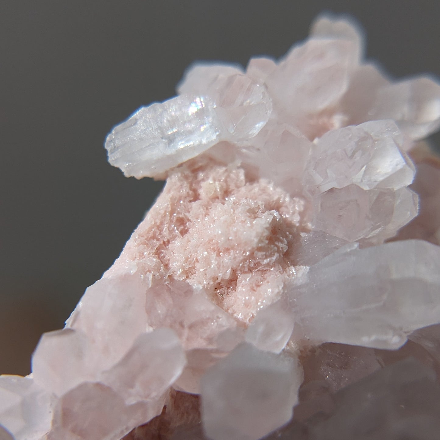 [RH02] Rhodochrosite Specimen with Quartz, Bulgaria