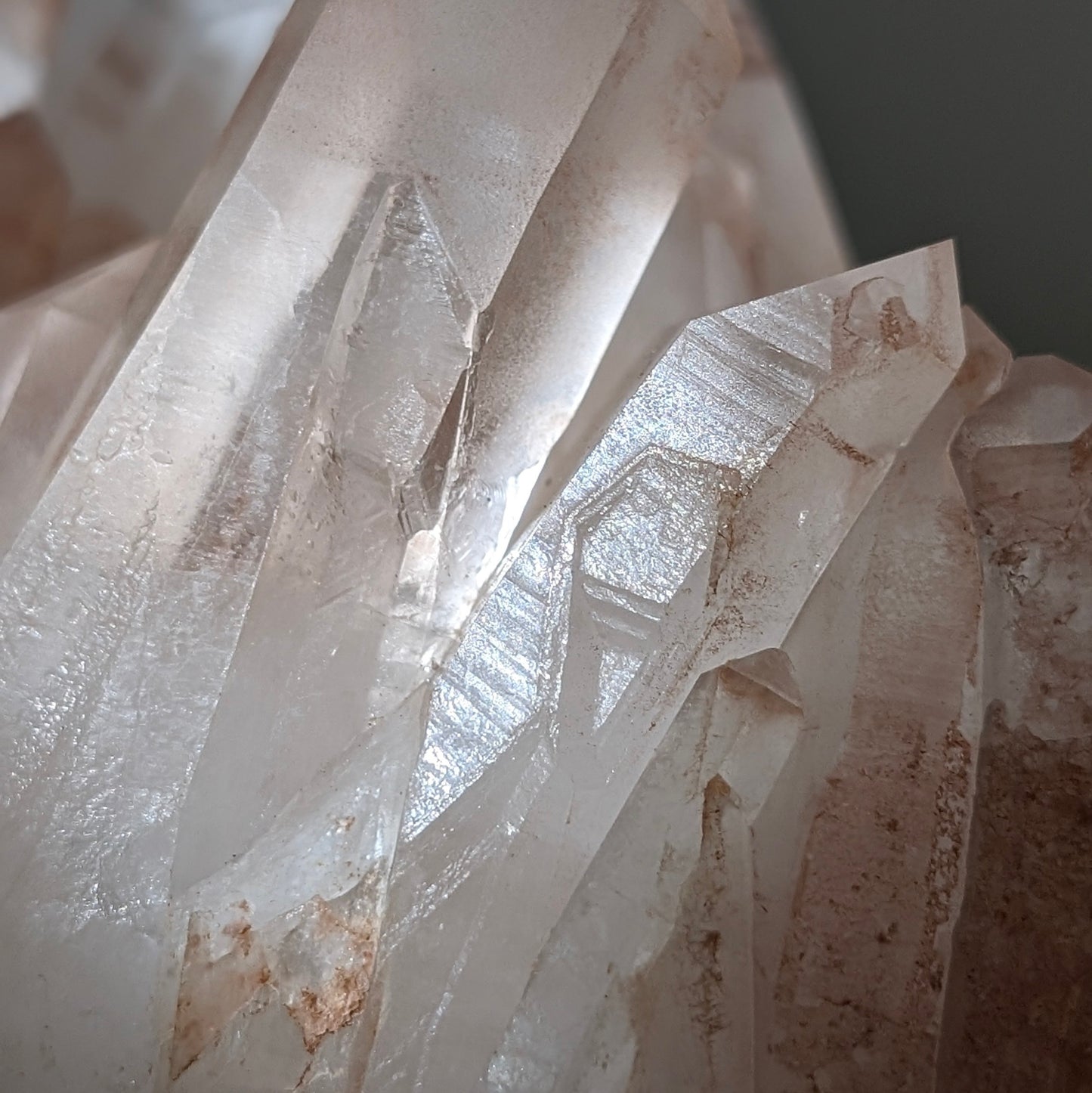 [QT05] Pink Clear Quartz Cluster, Madagascar