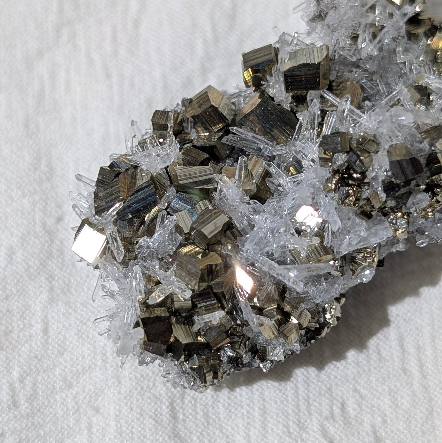 [PY33] Pyrite with Galena and Quartz, Bulgaria 保加利亞黃鐵礦方鉛礦白水晶共生