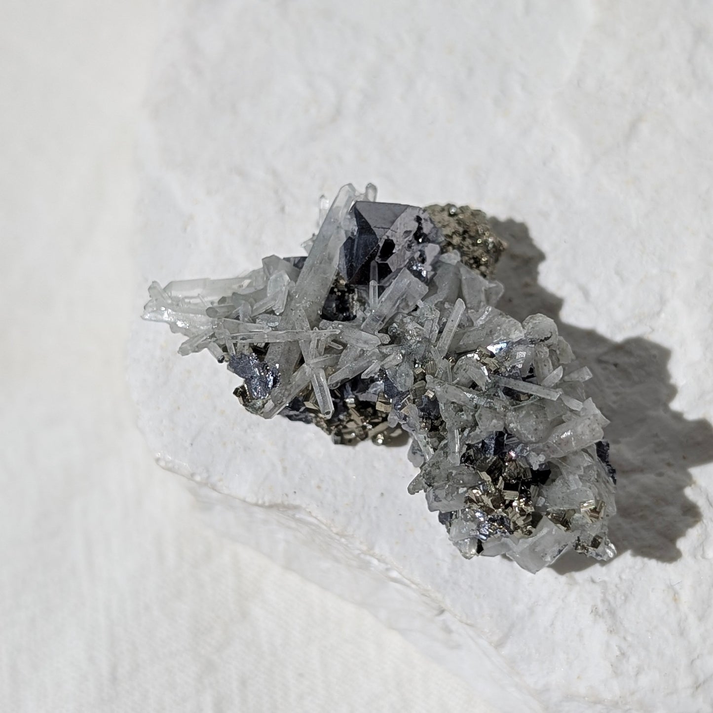 [PY34] Pyrite, Galena with Quartz, Bulgaria 保加利亞黃鐵礦方鉛礦白水晶共生