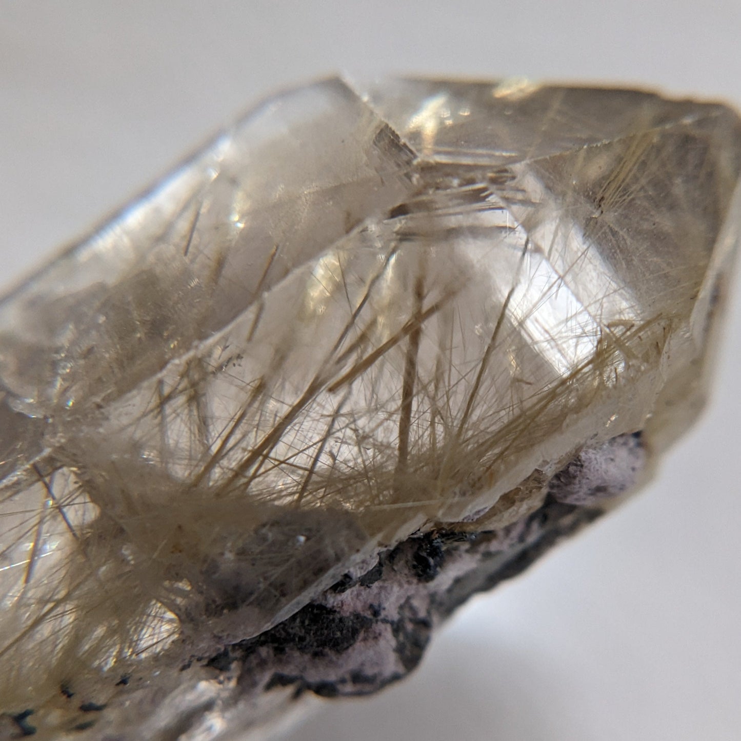 [RQ01] Smoky Quartz with Lodolite and Golden Rutile (Record Keeper)