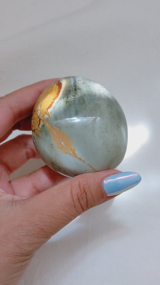 [PJ02] Polychrome Jasper Palm Stone