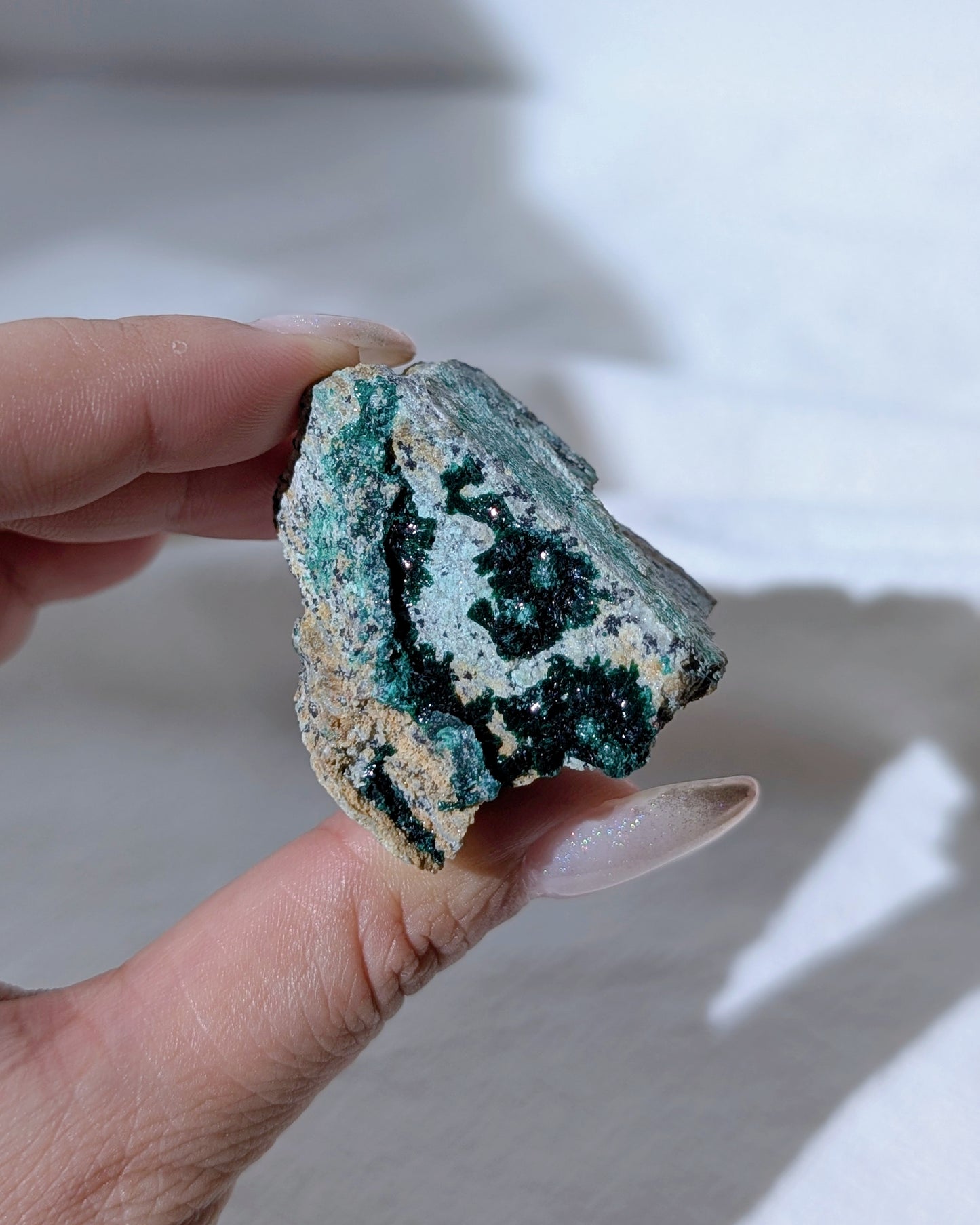 [CY09] Chrysocolla Malachite Dendrite Pyrolusite, Congo 孔雀礦矽孔雀礦軟錳礦共生