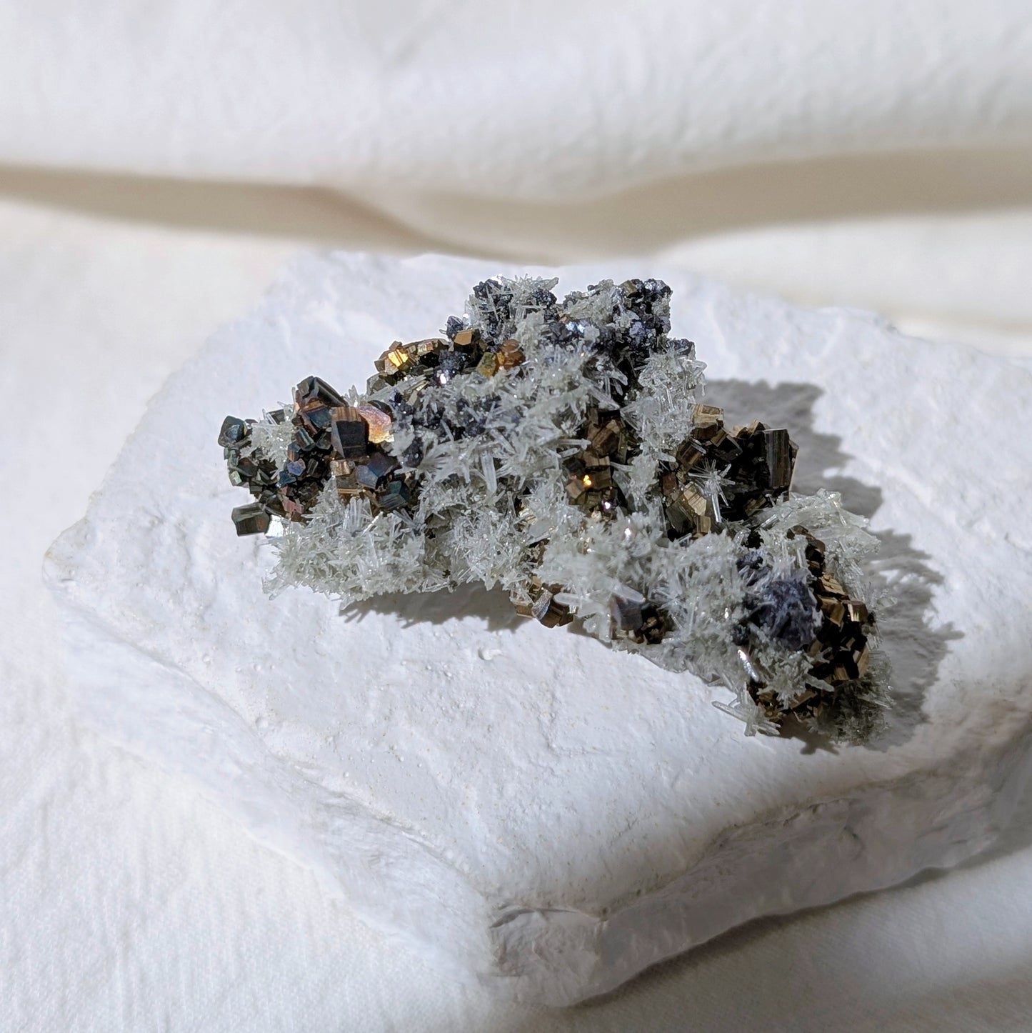 [PY28] Pyrite, Galena with Quartz, Bulgaria 保加利亞黃鐵礦方鉛礦白水晶共生