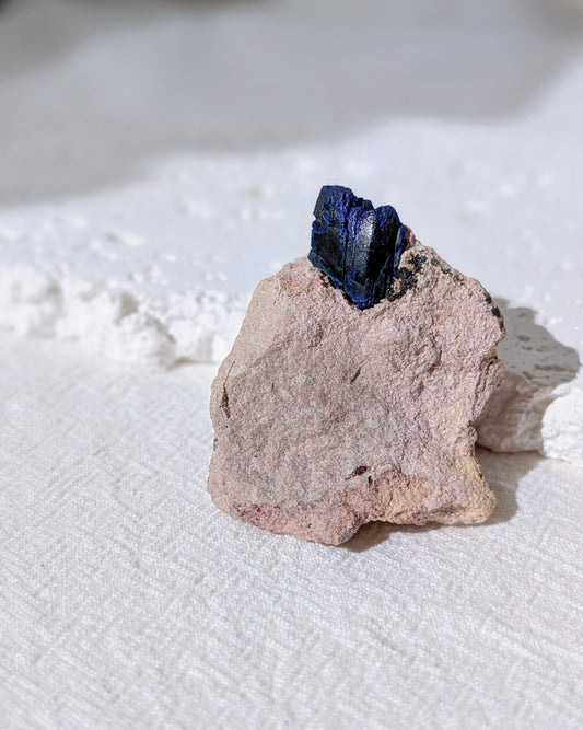 [AZ28] Azurite on matrix, Morocco