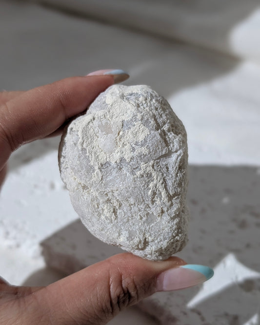 [GE06] Mini Milky Geode, Morocco