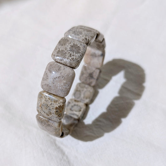 [MBFC03] Fossil Coral Hand band 珊瑚玉手排