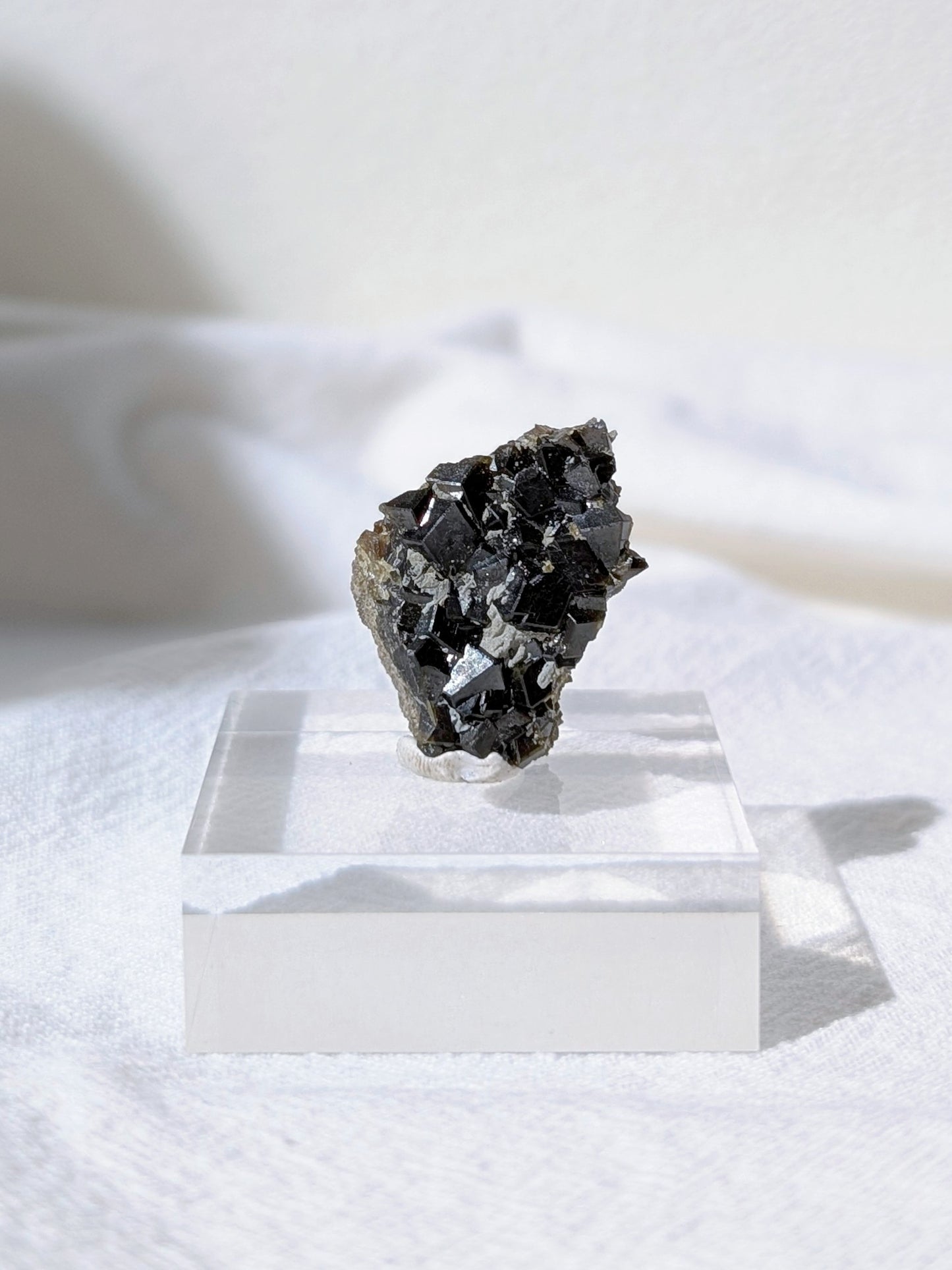 [GG03] Green Grossular Garnet mini specimen 內蒙綠石榴石小礦標