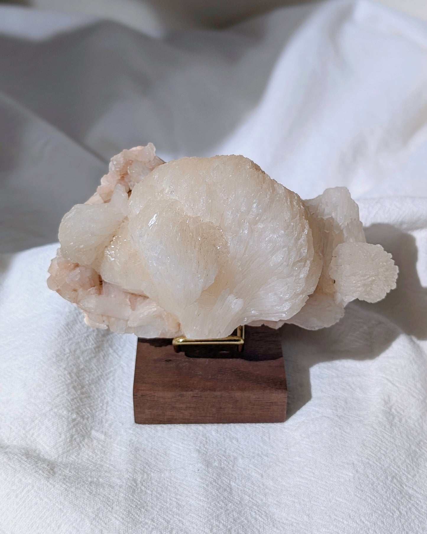 [ST01] Shiny Stilbite Flower 沸石花