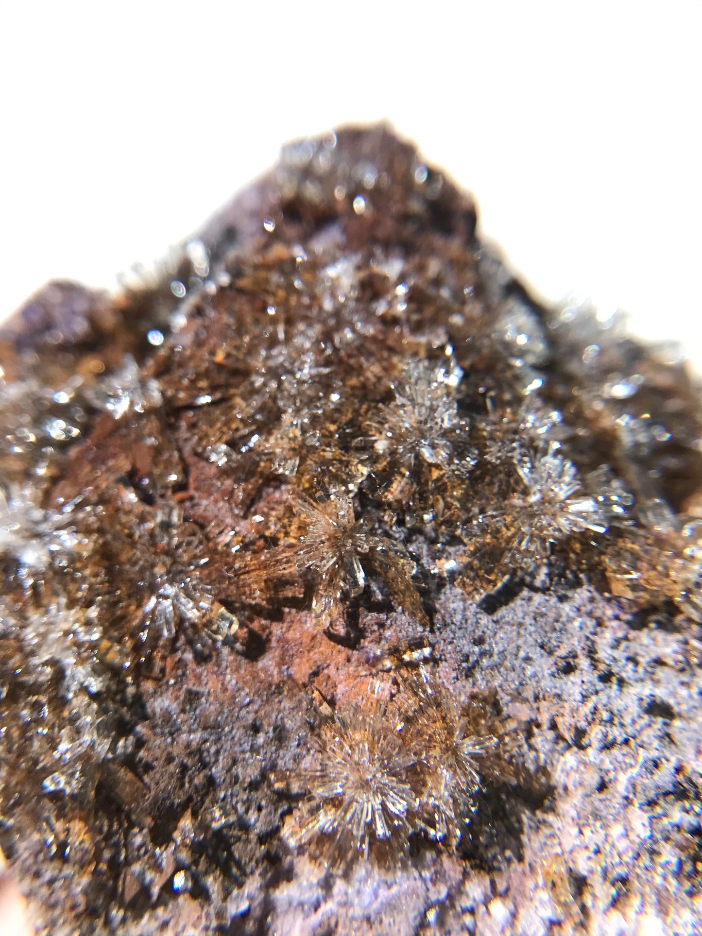 [CR11] Creedite flower on matrix 氟鋁石膏花