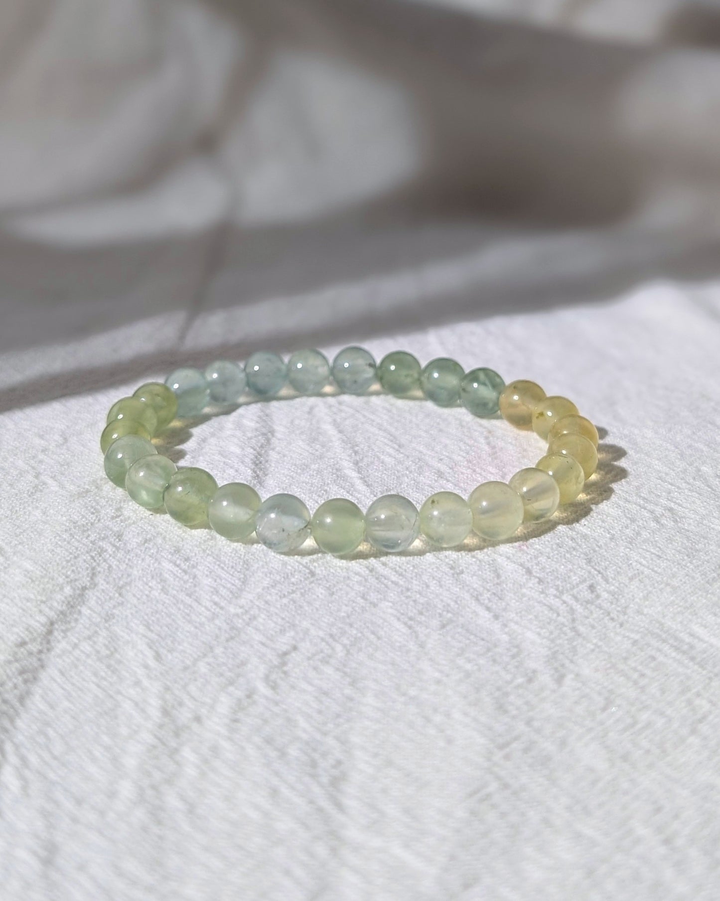 [MBPR02] Gradient Prehnite Beaded Bracelet 漸變葡萄石手串 7mm