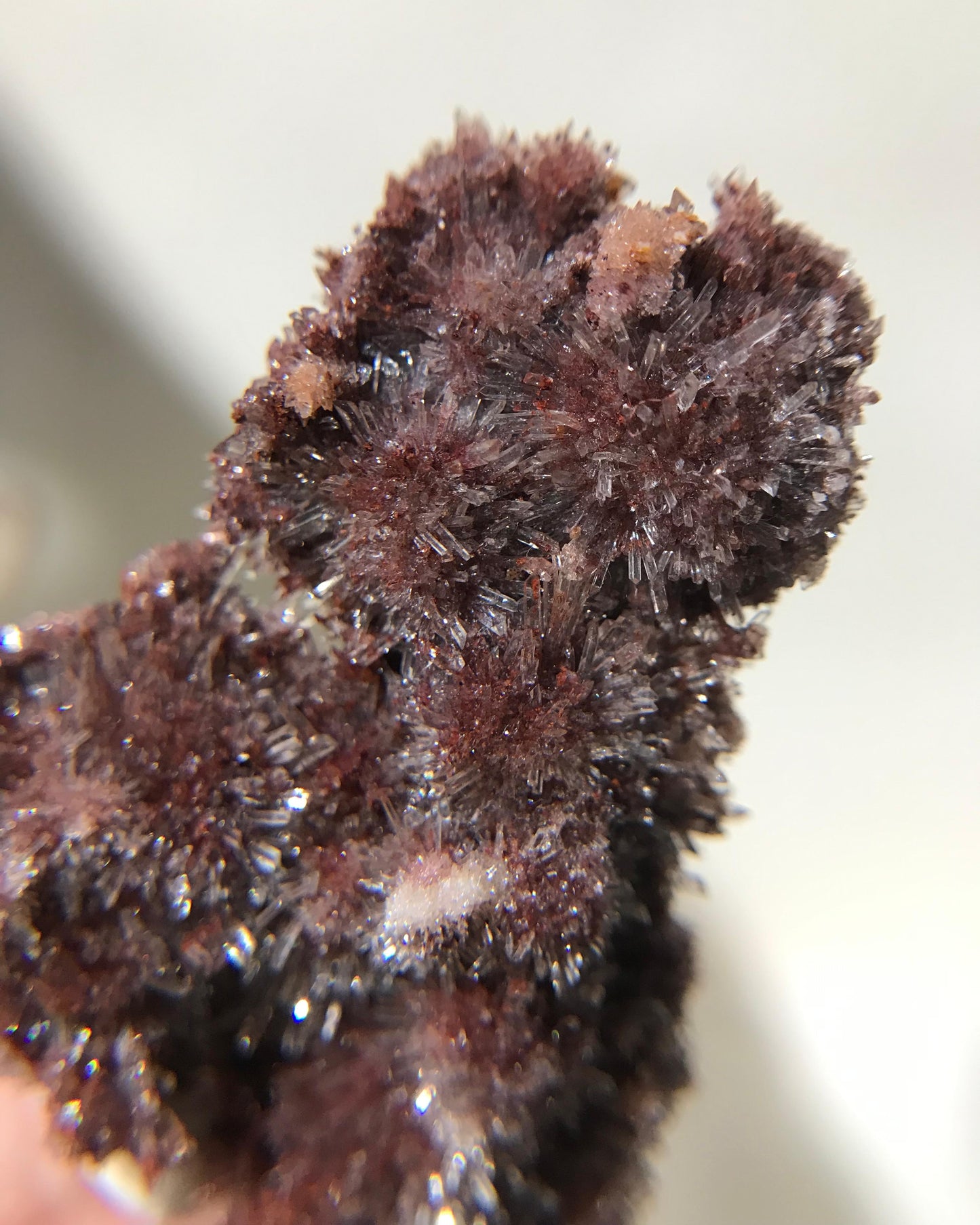 [CR12] Creedite flower on matrix 紅幽靈氟鋁石膏花