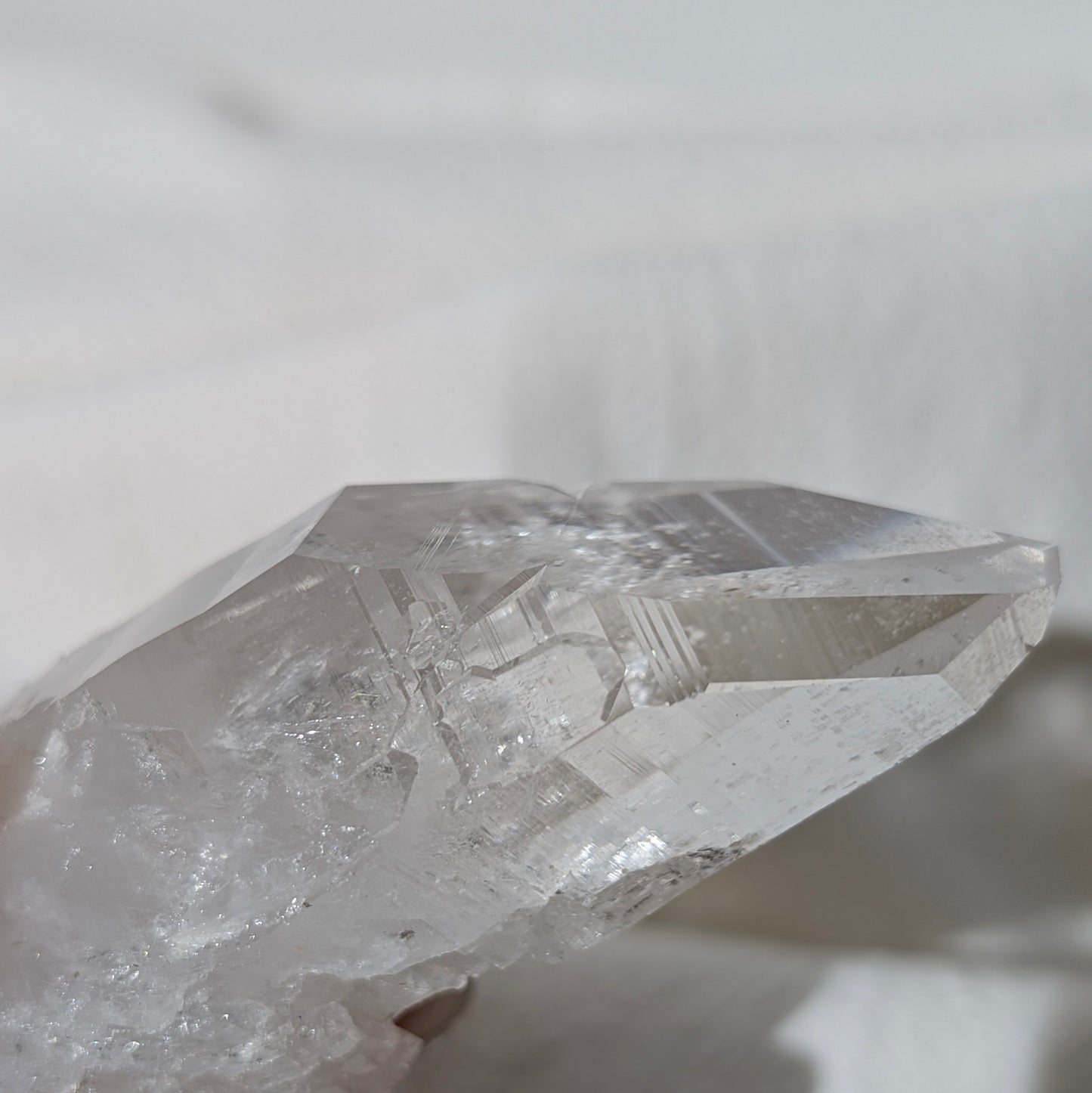 [LE10] High grade Lemurian Seed Quartz (self-healed), Colombia