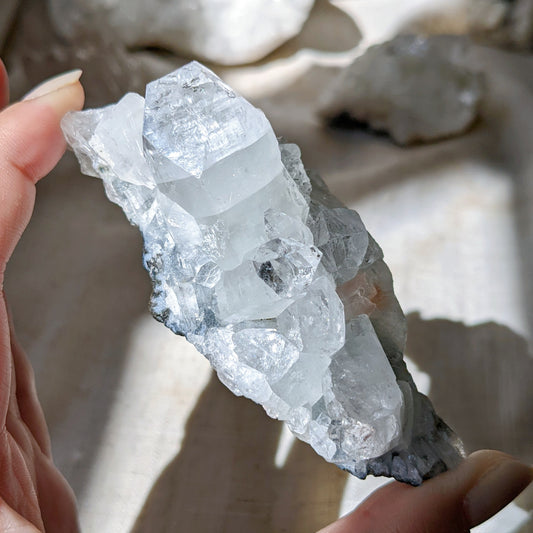 [AP07] Diamond Apophyllite with Stilbite 鑽石魚眼沸石共生