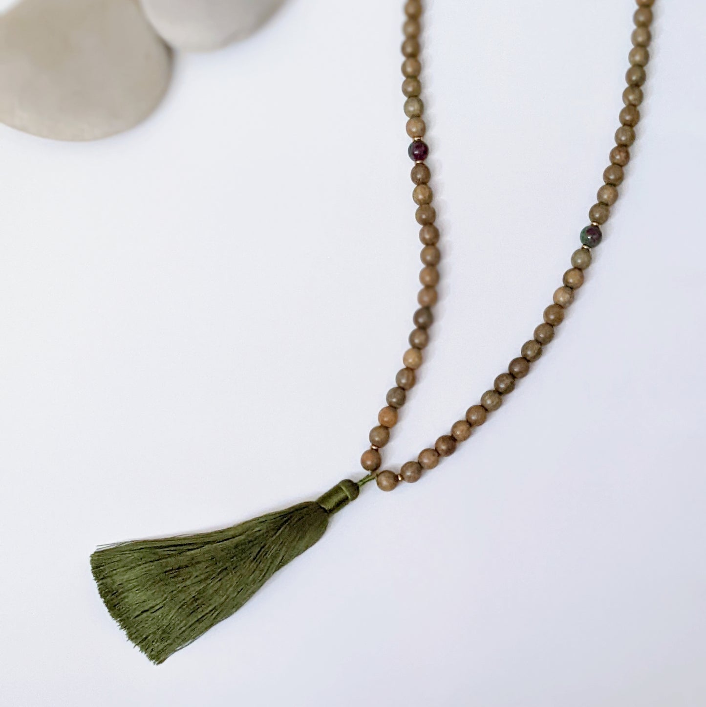 [MALA03] Heart Chakra 108 Mala - Verawood + Ruby in Zoisite 綠檀+紅綠寶108顆佛珠