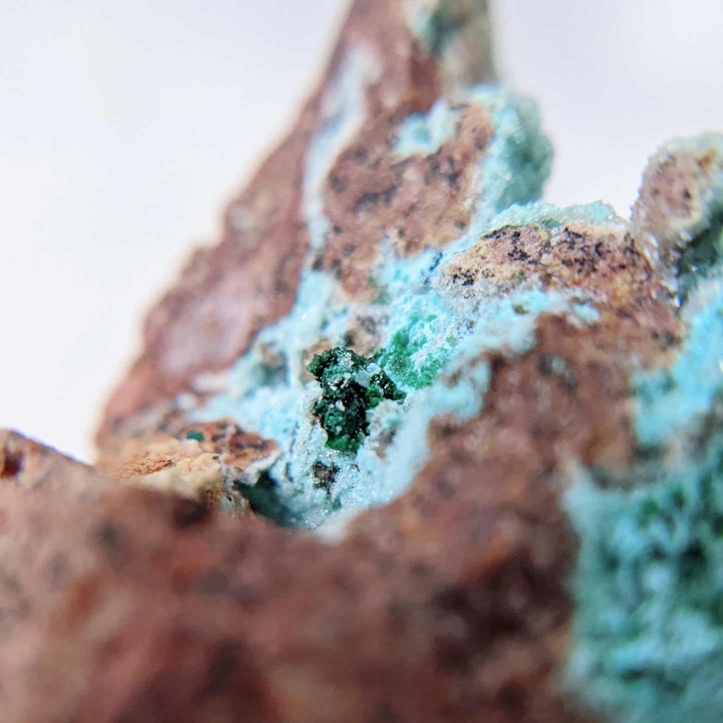 [CY02] Chrysocolla Malachite Dioptase and Quartz, Congo 剛果硅孔雀石翠銅石英共生