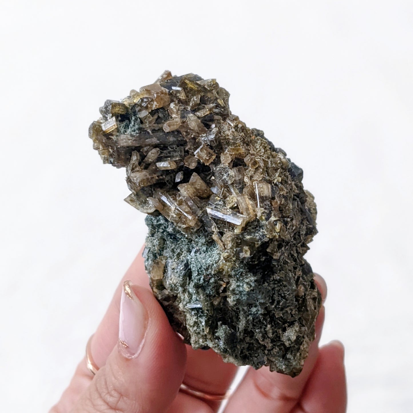 [EP03] Gemmy Epidote Cluster, Peru