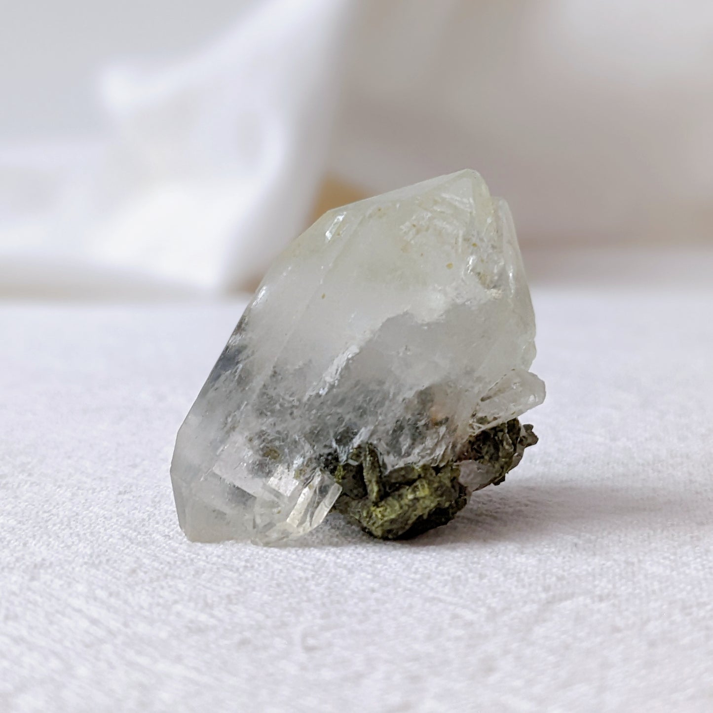 [EP05] Epidote with Clear Quartz 綠簾石水晶共生