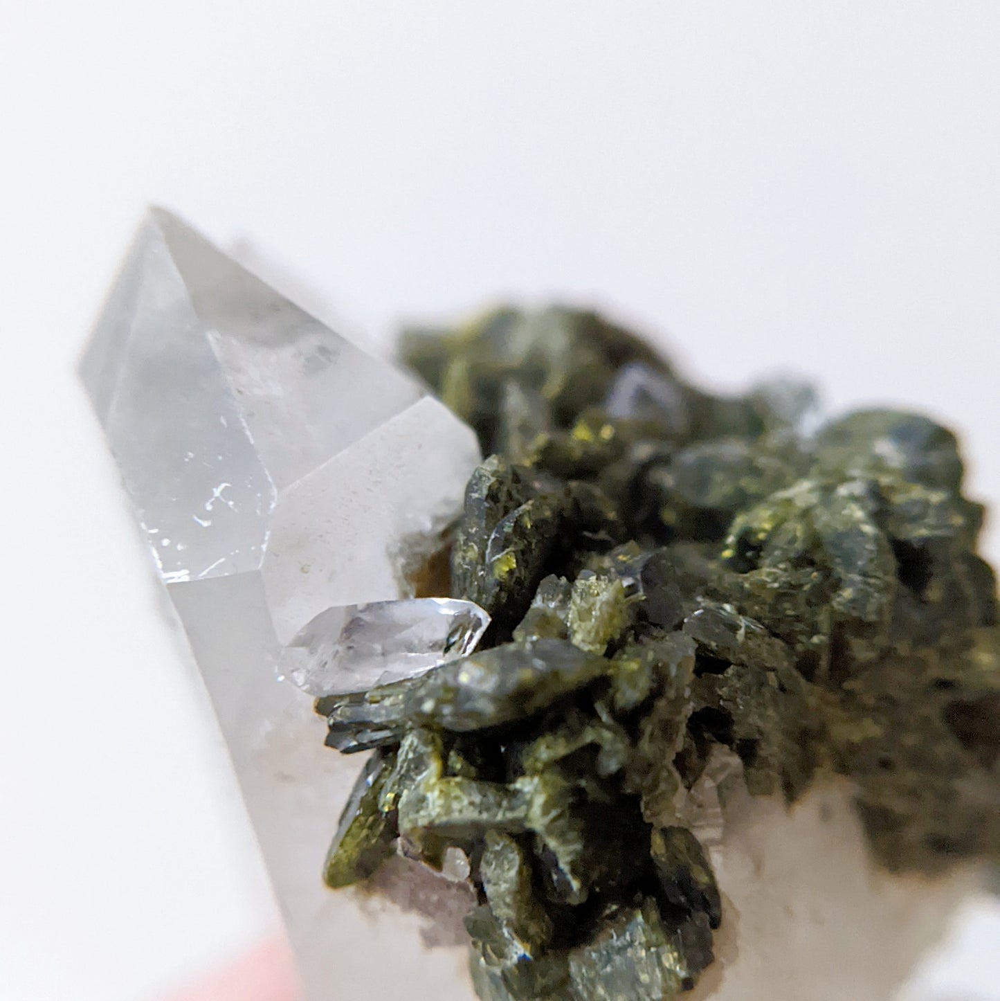 [EP05] Epidote with Clear Quartz 綠簾石水晶共生